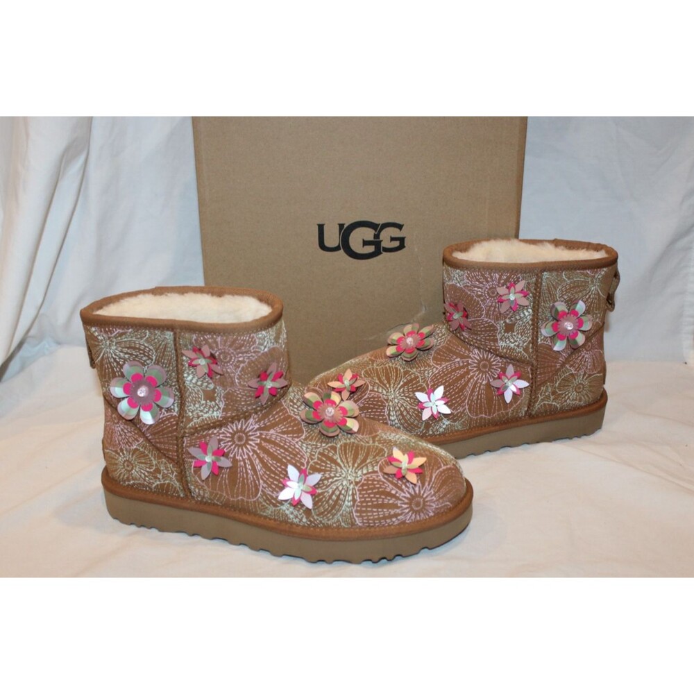 UGG Classic Mini Meadow Sued Boot Limited Edition Rare Chestnut US 9 EU 40